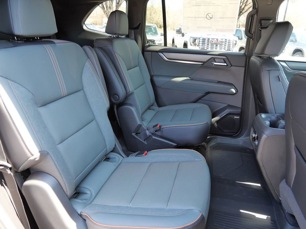 New 2026 GMC Acadia AT4 w/ Luxury Package image 28