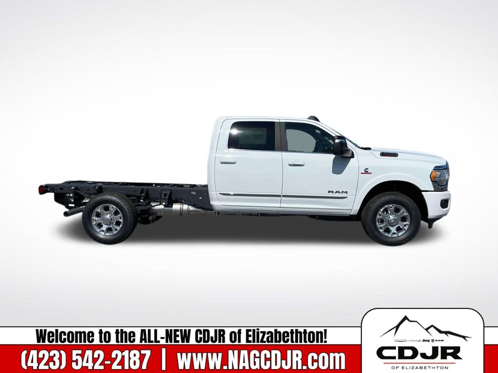 New 2024 RAM 3500 Limited video 2