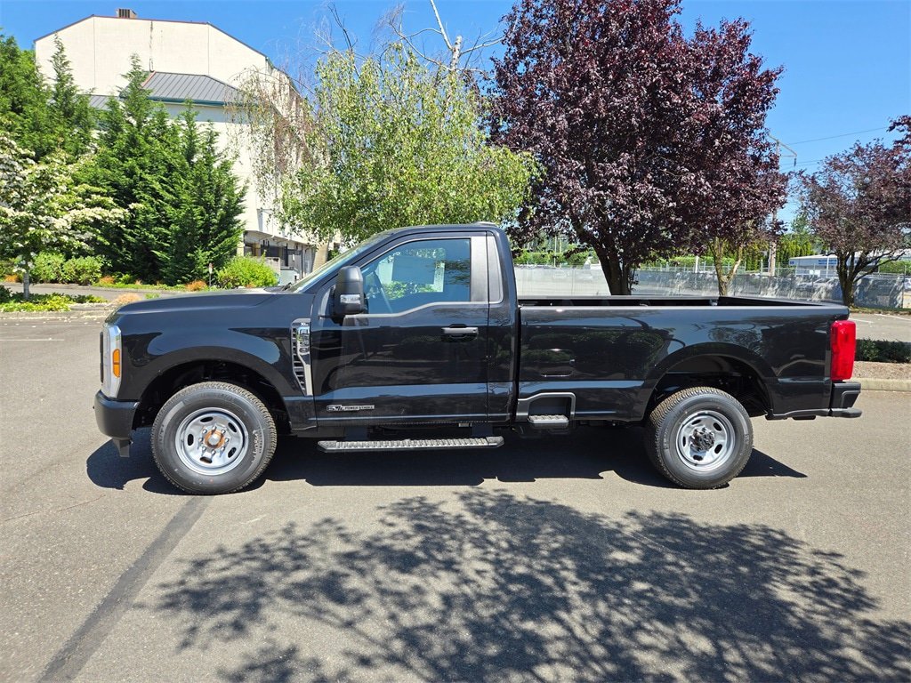 New 2025 Ford F350 XL RWD image 8