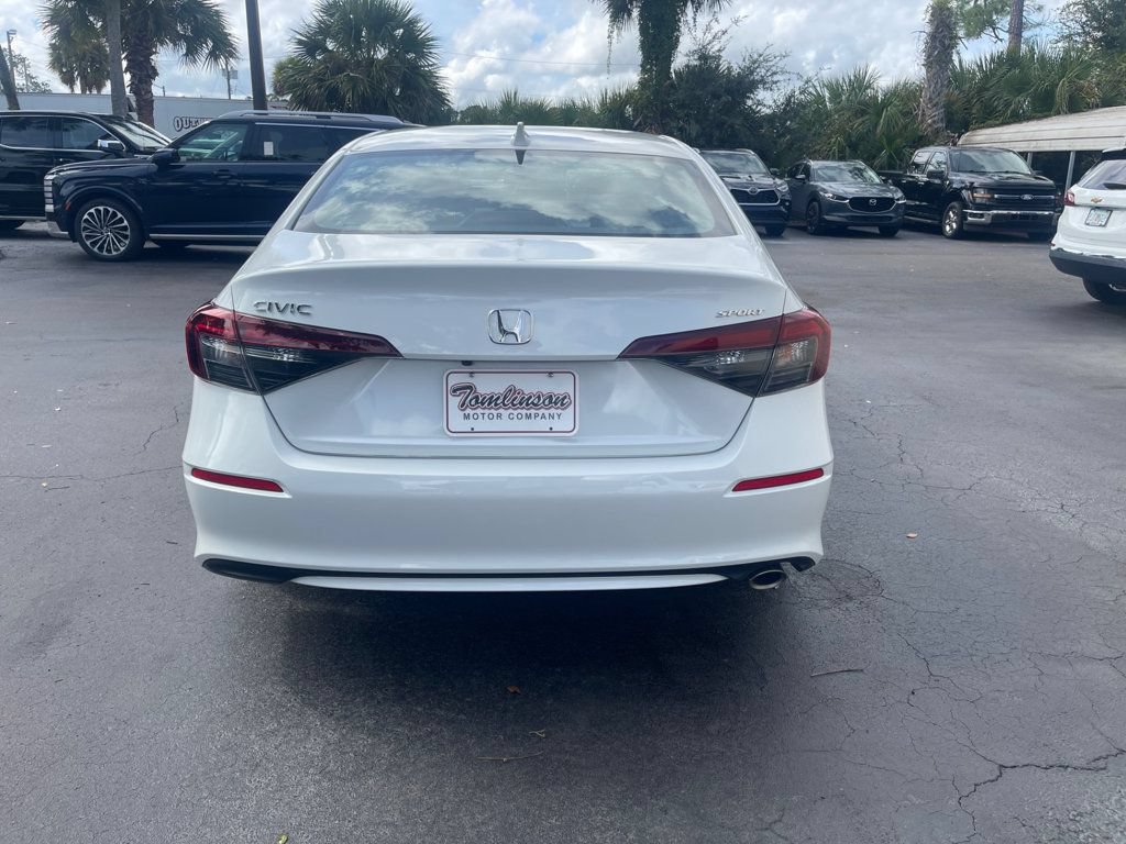 Used 2025 Honda Civic Sport image 4
