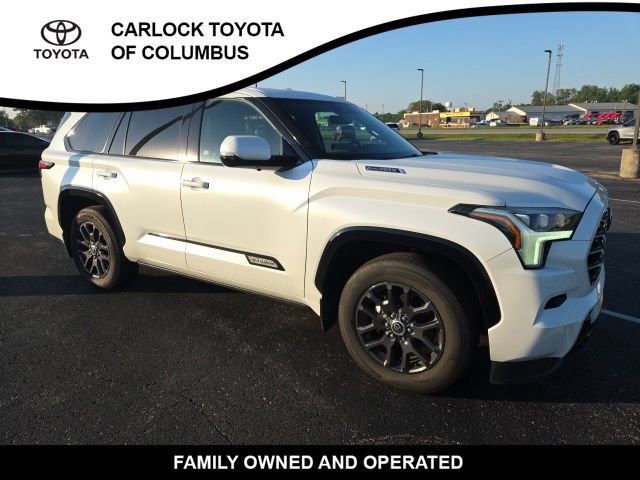 Used 2023 Toyota Sequoia Platinum AWD/4WD image 6