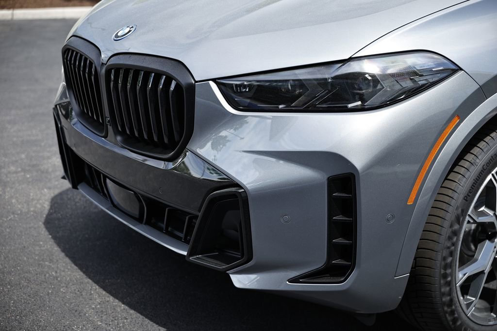 New 2026 BMW X5 xDrive50e w/ M Sport Package image 12