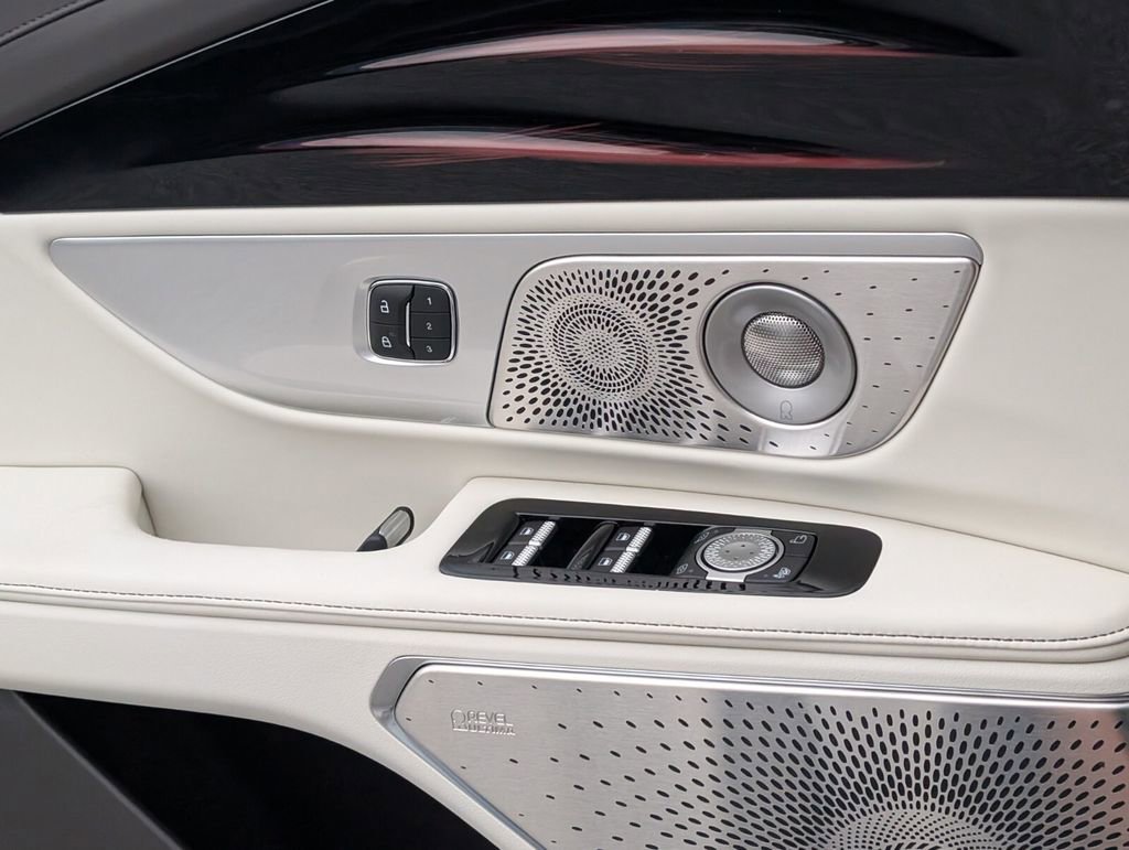 New 2026 Lincoln Nautilus Black Label AWD/4WD image 19