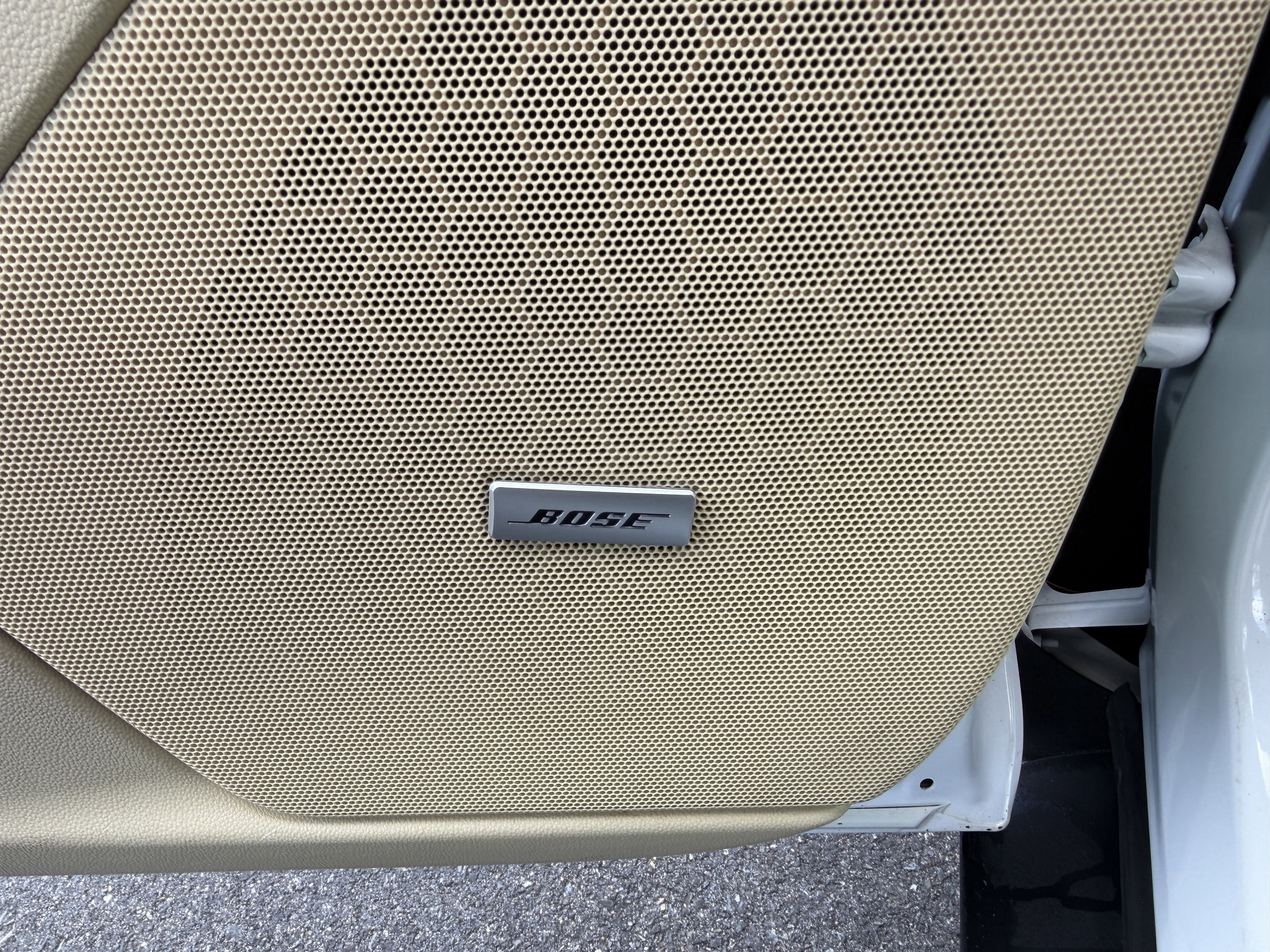 Used 2017 Cadillac XT5 Luxury w/ Driver Awareness Package image 12