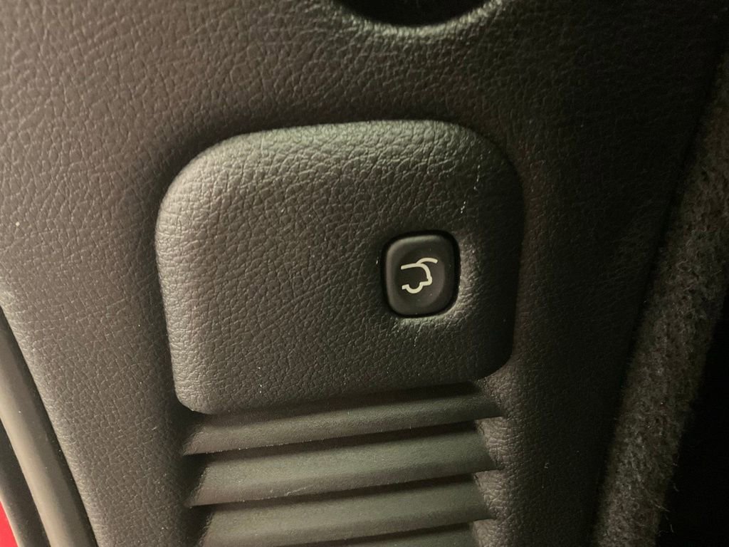 Used 2018 Dodge Durango GT image 29