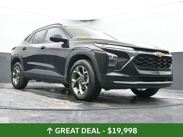 Used 2025 Chevrolet Trax LT image 44