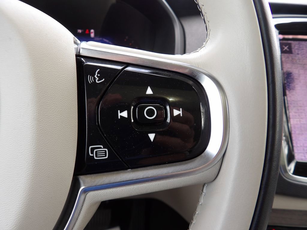 Certified 2024 Volvo XC90 B6 Plus w/ Protection Package Premier image 21