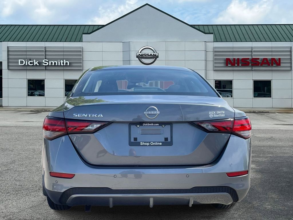 Used 2025 Nissan Sentra S image 5
