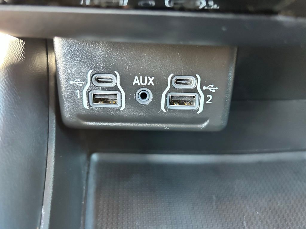 Used 2024 Dodge Durango GT w/ Blacktop Package image 23