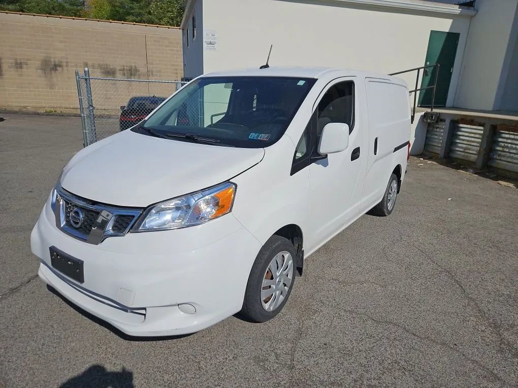 Used 2018 Nissan NV200 SV w/ Navigation Package FWD image 1