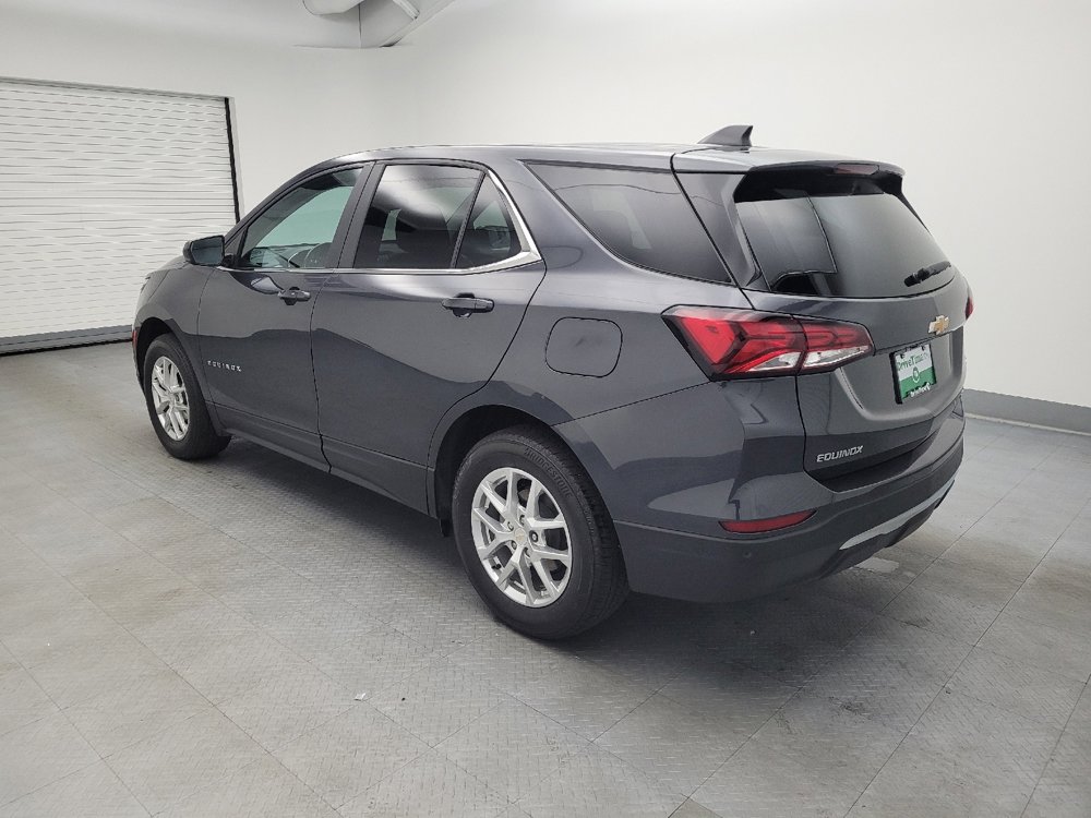 Used 2022 Chevrolet Equinox LT w/ Driver Convenience Package image 3