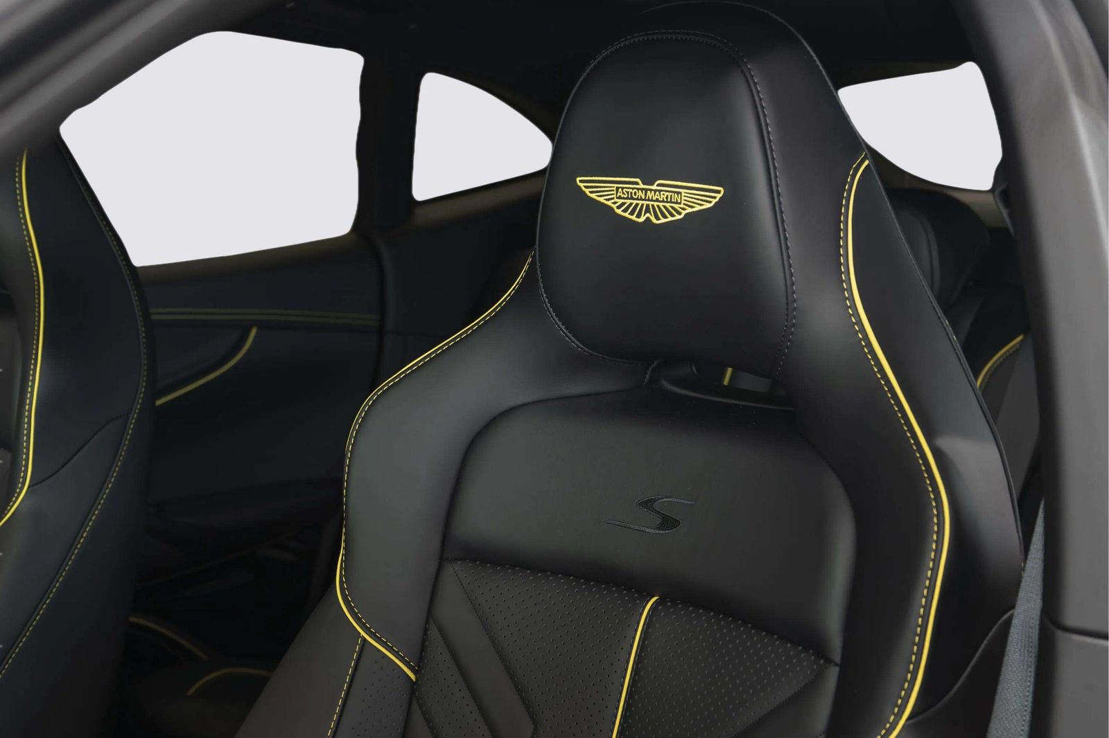 New 2026 Aston Martin DBX 707 AWD/4WD image 15