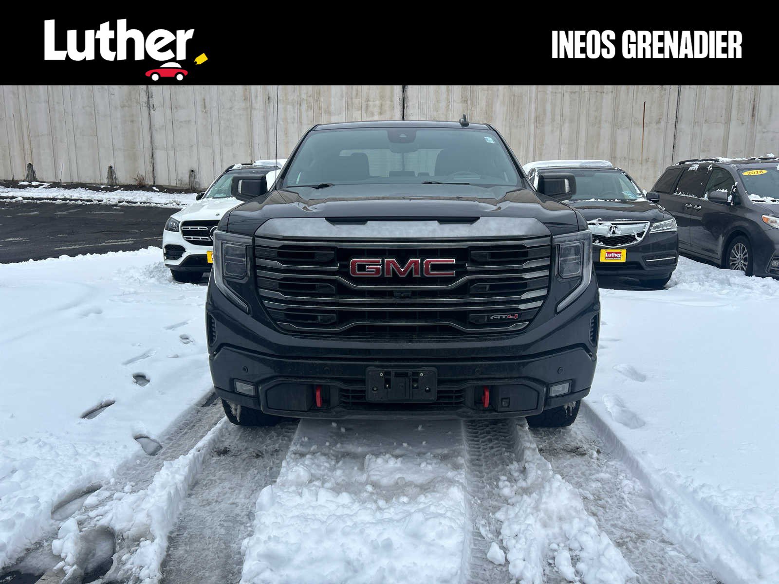 Used 2022 GMC Sierra 1500 AT4 w/ Technology Package image 1