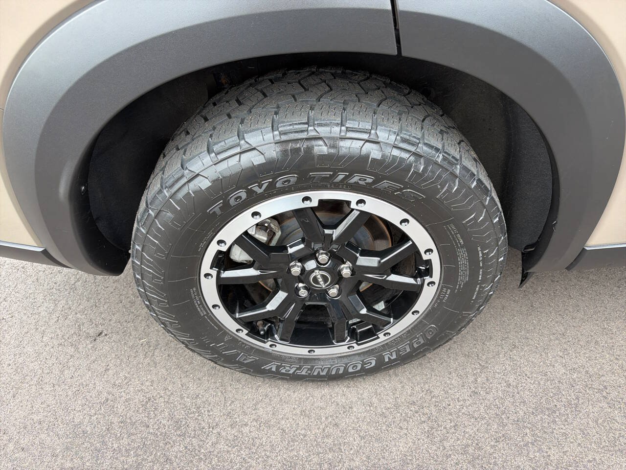 Used 2023 Nissan Pathfinder Rock Creek AWD/4WD image 17