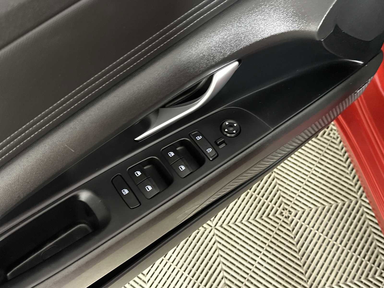 Certified 2022 Hyundai Elantra Limited image 17