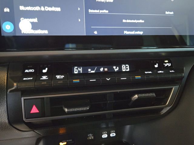 Used 2025 Toyota Camry XSE image 18