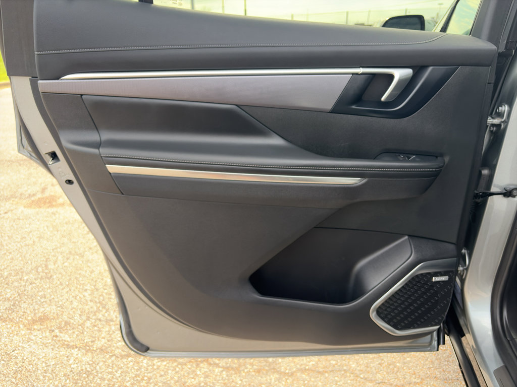 Used 2025 Buick Enclave Sport Touring FWD image 12