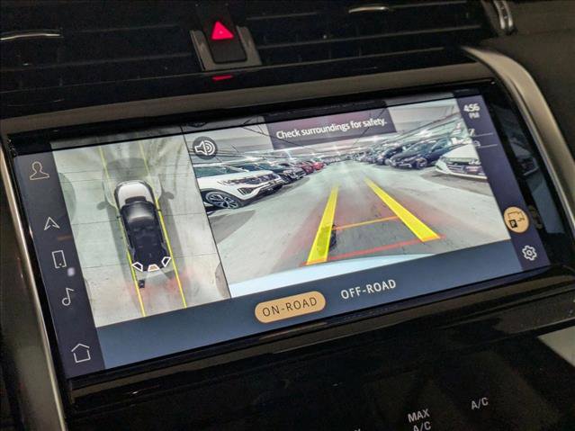 Used 2021 Land Rover Discovery Sport S image 14