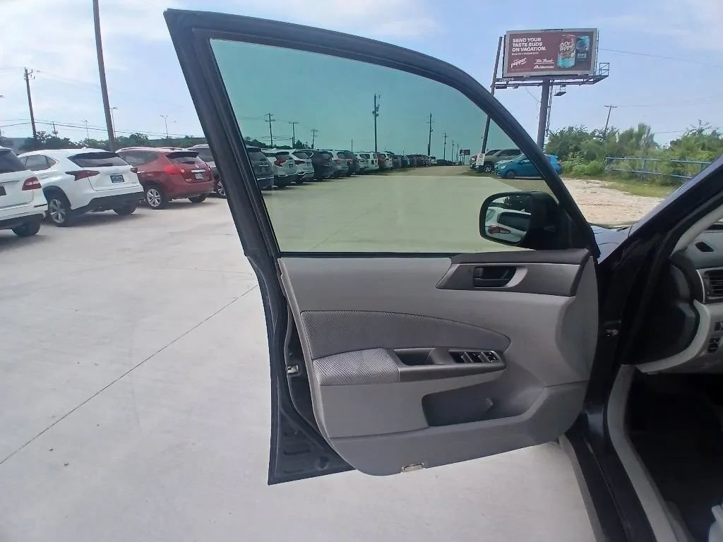 Used 2010 Subaru Forester 2.5X AWD/4WD image 11