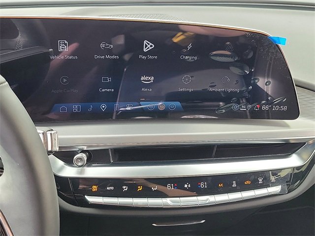 Used 2025 Cadillac Lyriq Luxury image 12