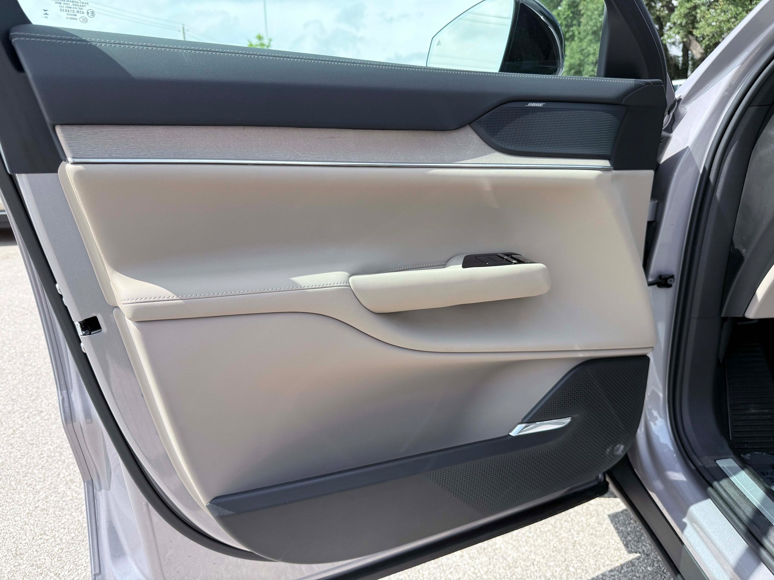 New 2026 Volvo EX90 Plus RWD image 10