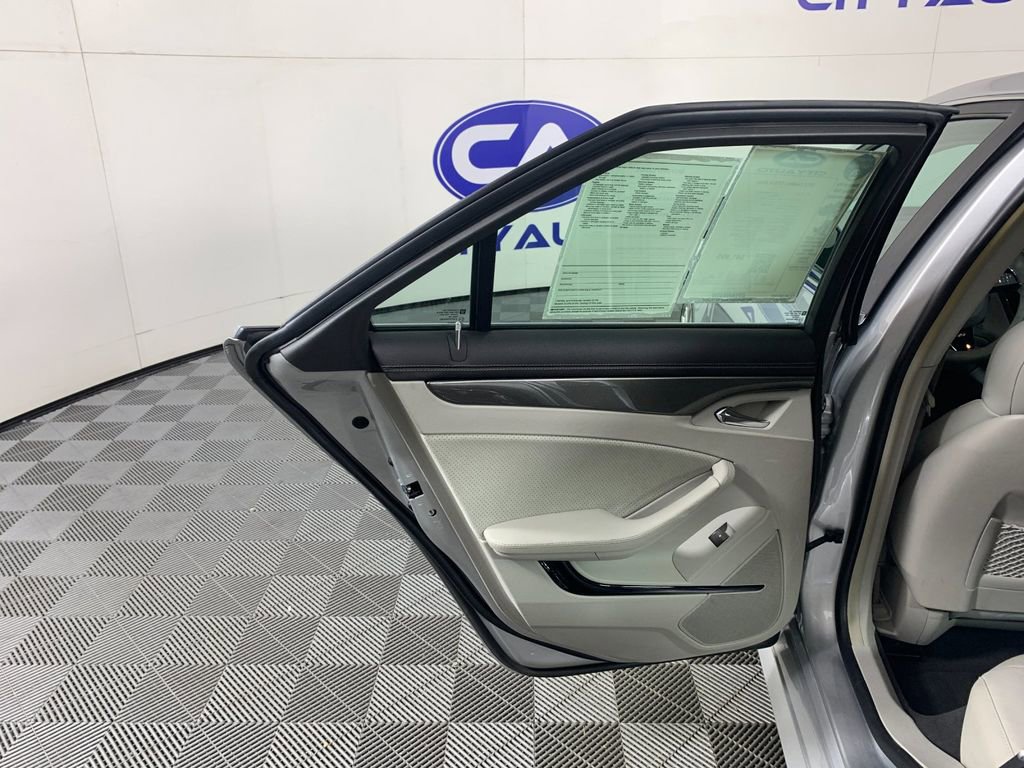 Used 2012 Cadillac CTS V RWD image 31