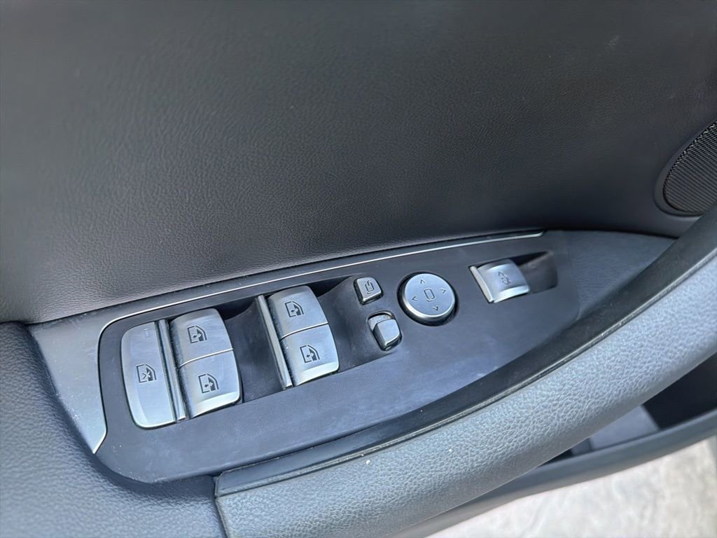 Used 2023 BMW X3 sDrive30i w/ Premium Package w/ZPA image 7