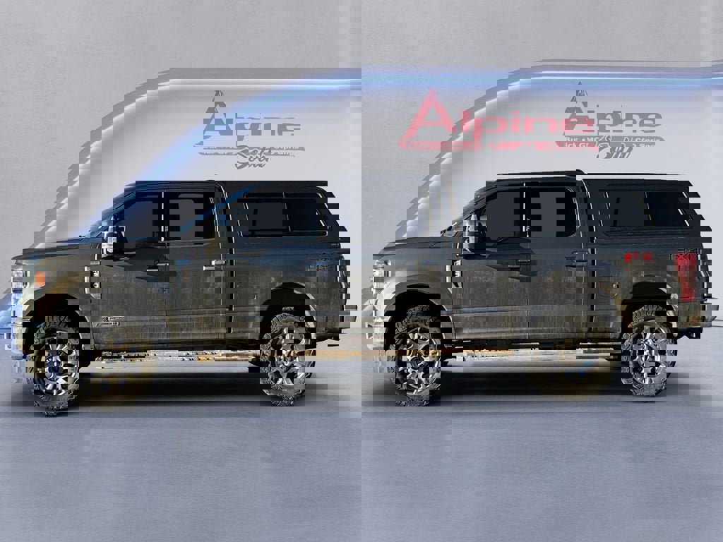 Used 2022 Ford F250 Lariat w/ Chrome Package image 2