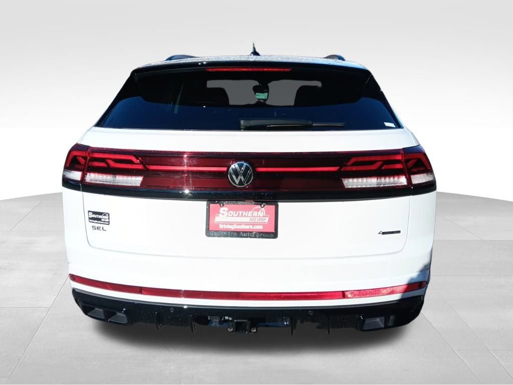 New 2025 Volkswagen Atlas Cross Sport SEL R-Line image 4
