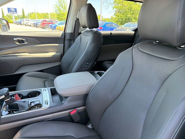 New 2026 Kia Carnival SX FWD image 18