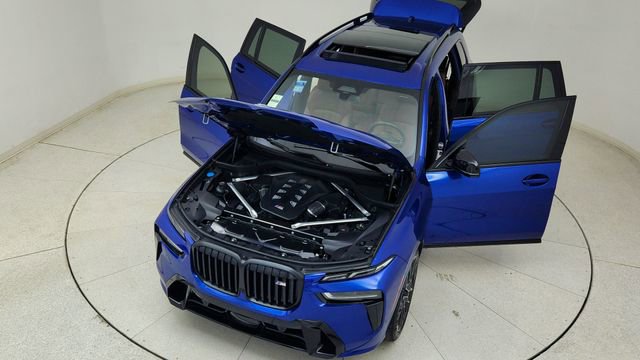 Used 2025 BMW X7 M60i image 93