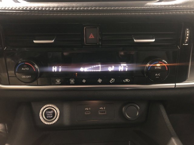 Used 2021 Nissan Rogue SV image 18