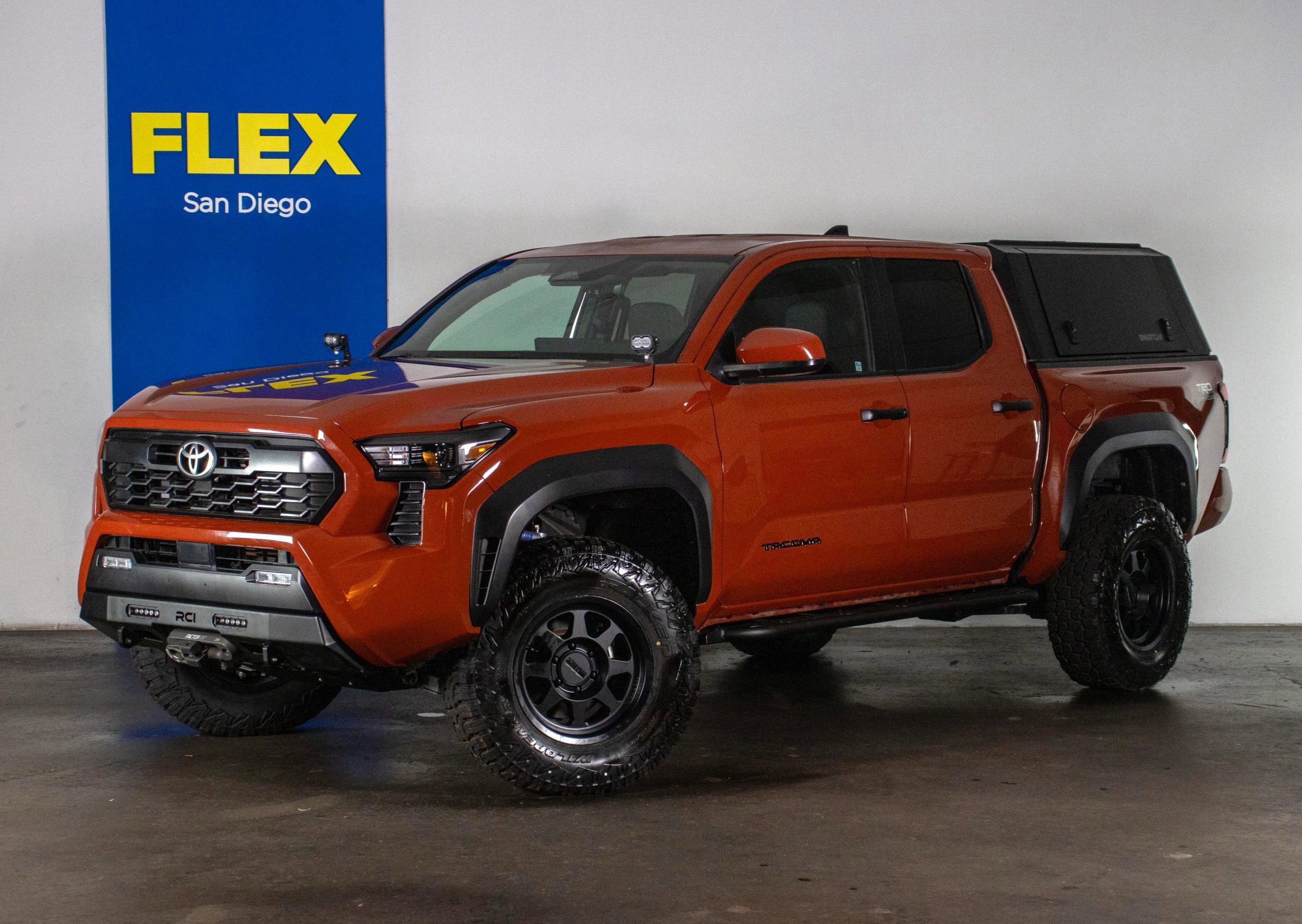 Used 2025 Toyota Tacoma TRD Off-Road image 1