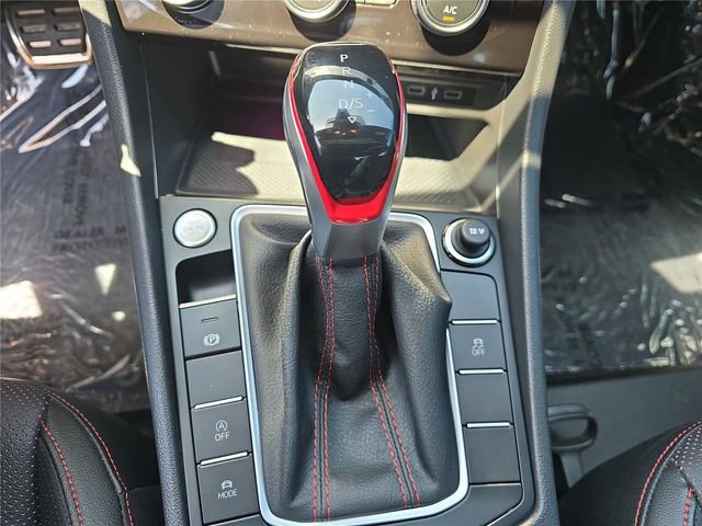 Used 2023 Volkswagen Jetta GLI Autobahn w/ GLI Black Package image 17