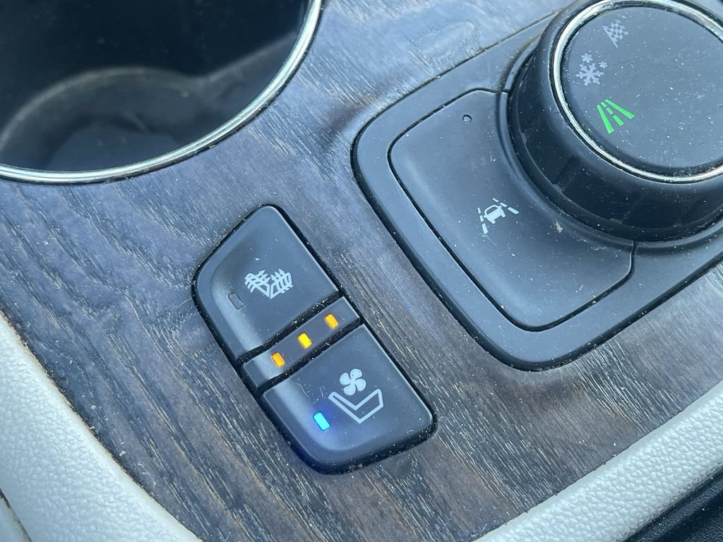 Used 2021 GMC Acadia Denali FWD image 20