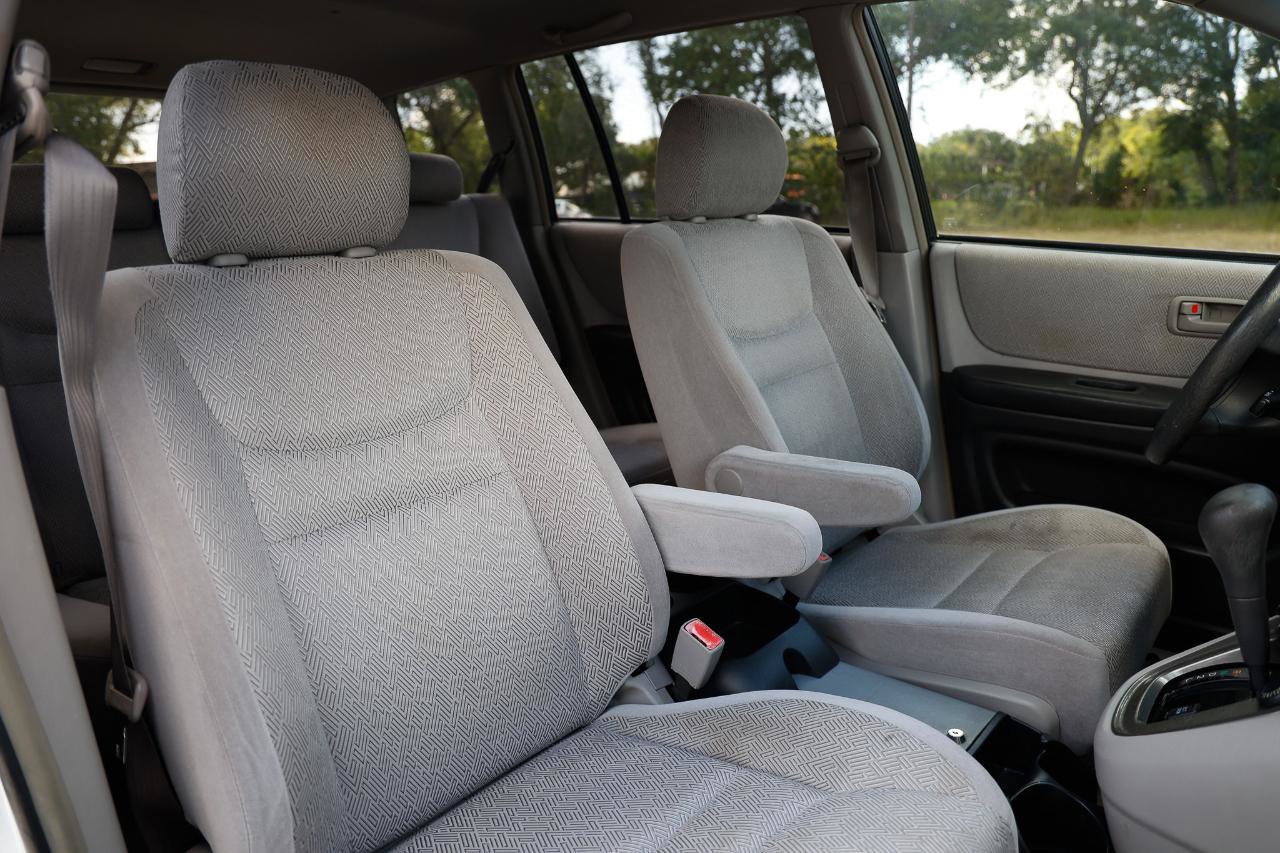 Used 2001 Toyota Highlander 2WD image 16