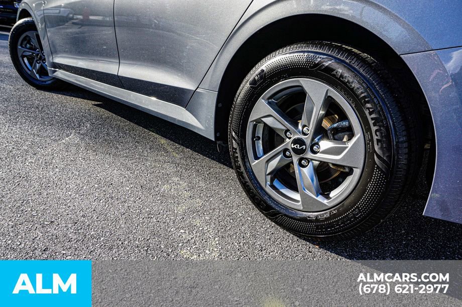 Used 2024 Kia K5 LXS image 15