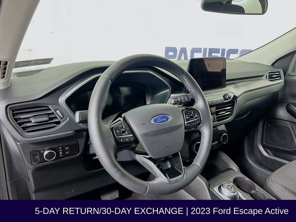 Used 2023 Ford Escape Active image 11