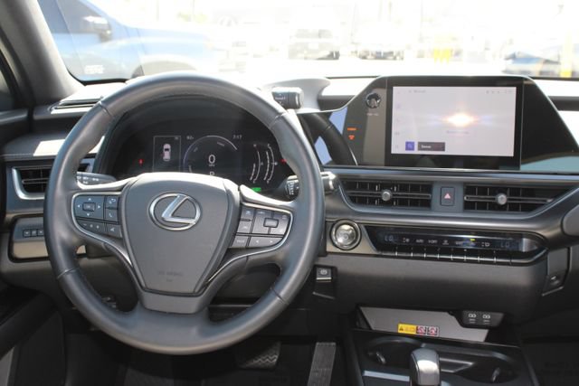 Certified 2025 Lexus UX 300h FWD image 14