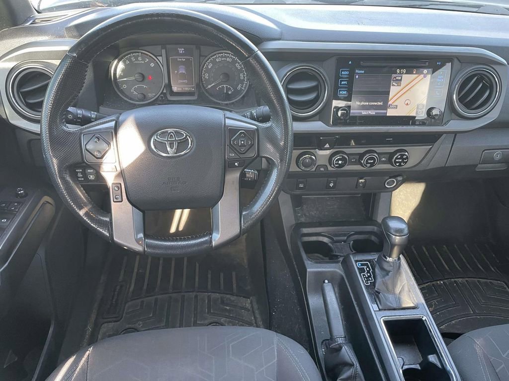 Used 2017 Toyota Tacoma TRD Sport image 23