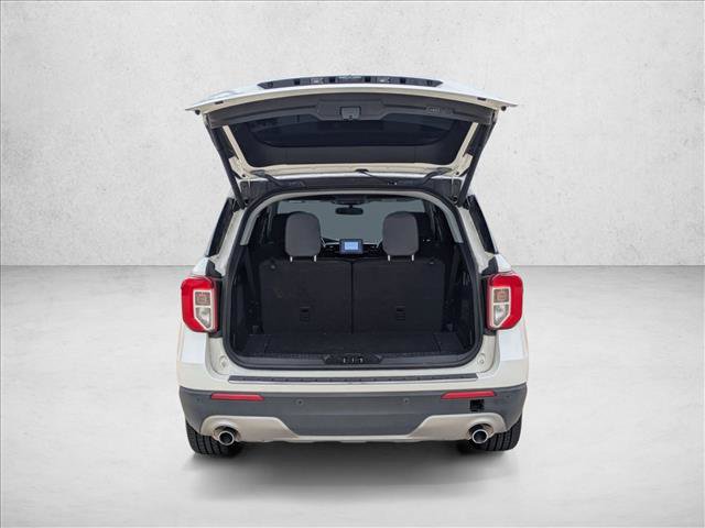 Certified 2021 Ford Explorer Limited w/ Equipment Group 301A image 6