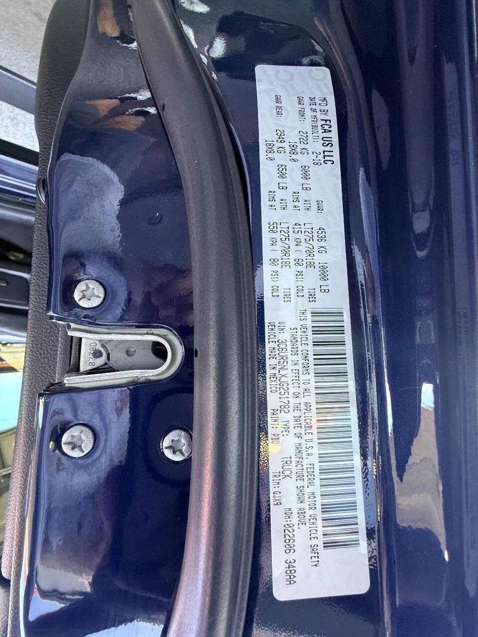 Used 2018 RAM 2500 Laramie AWD/4WD image 47