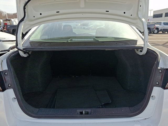 Used 2023 Nissan Versa SV image 28