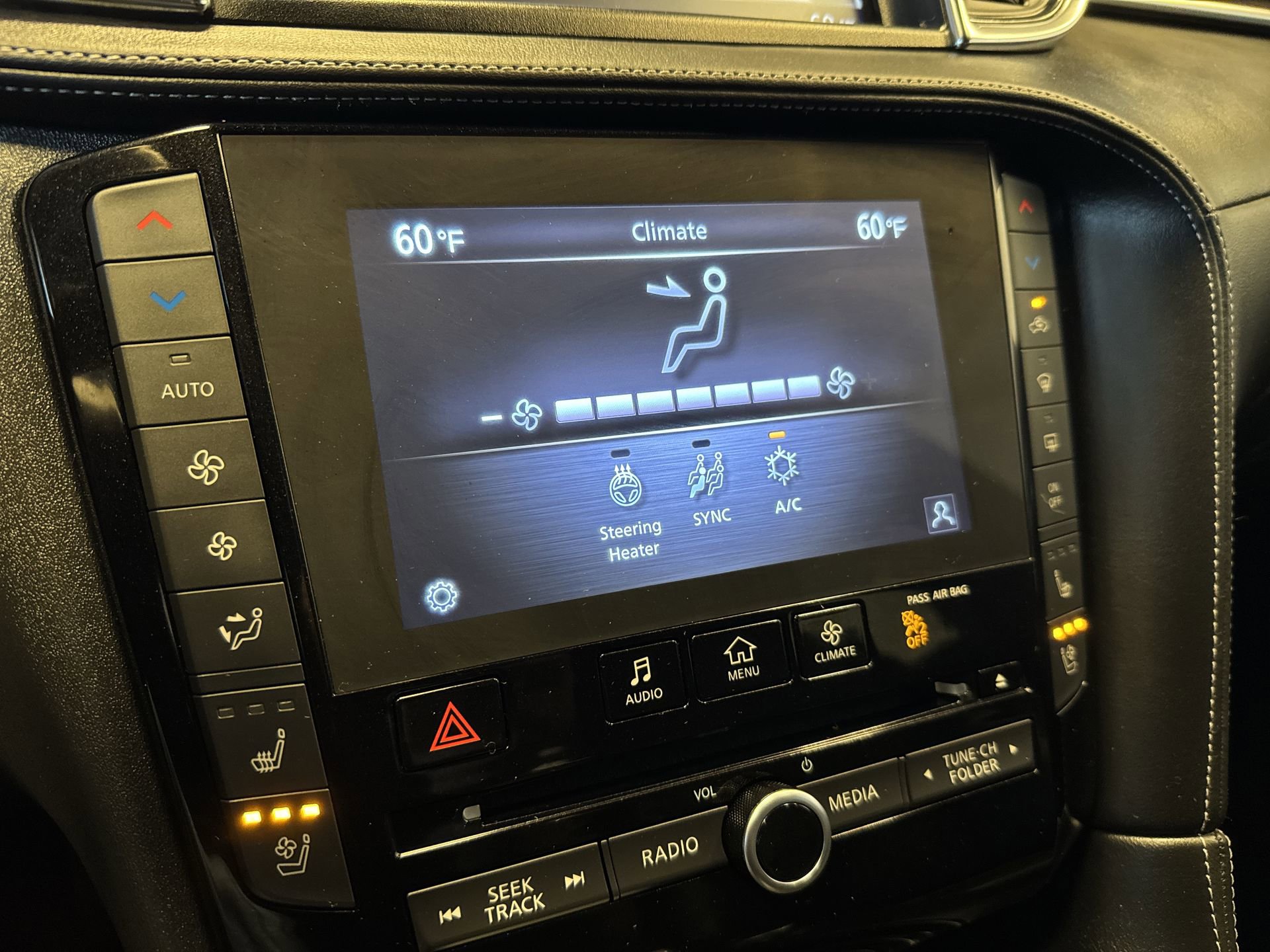 Certified 2025 INFINITI QX55 Essential AWD/4WD image 19