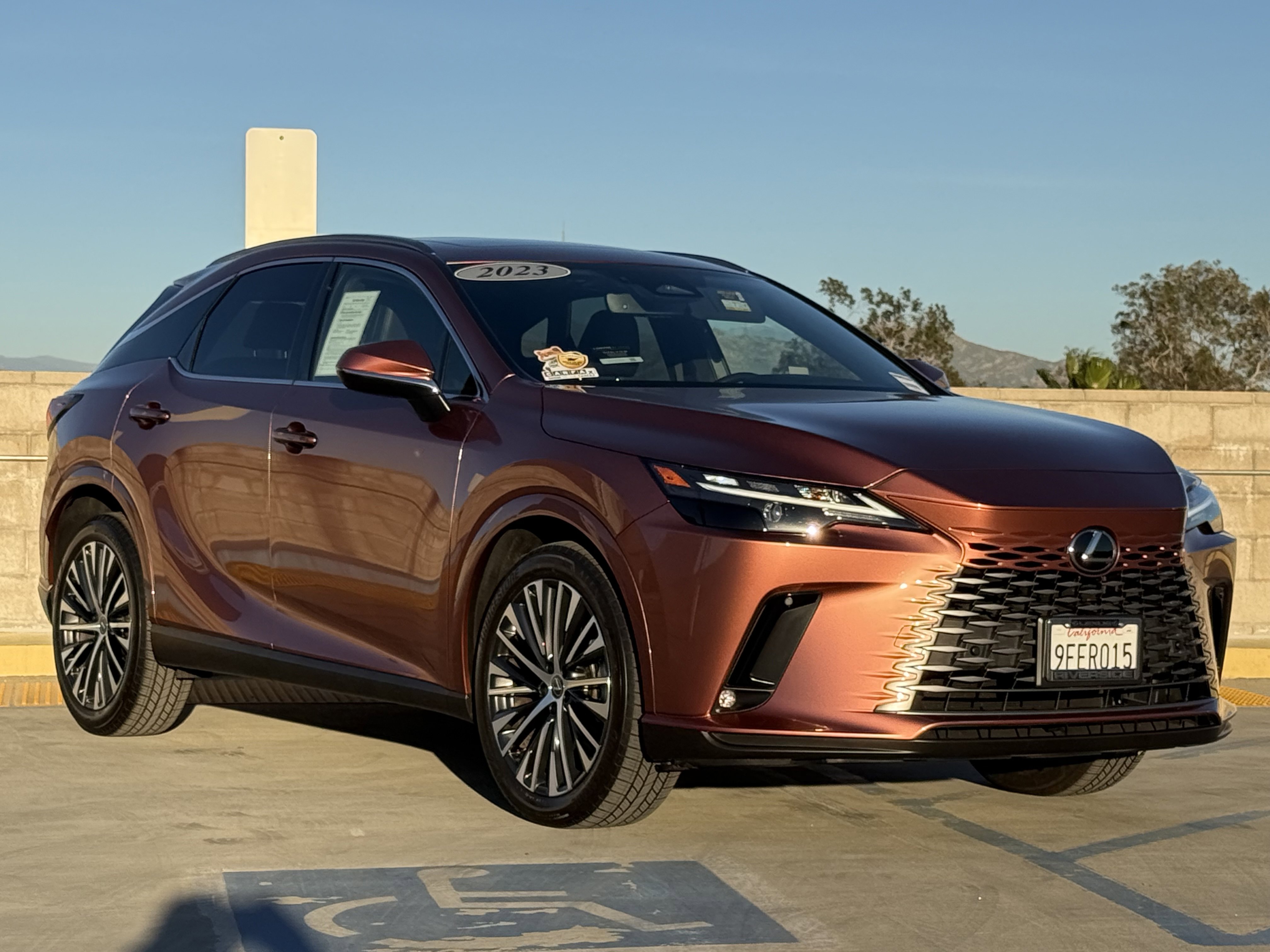 Certified 2023 Lexus RX 350 Premium Plus w/ Cold Area Package image 2