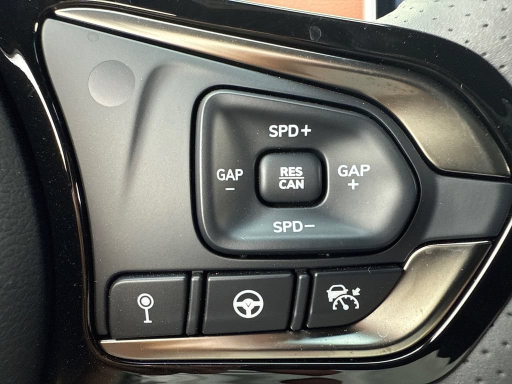 New 2025 VinFast VF 8 Plus AWD/4WD image 30