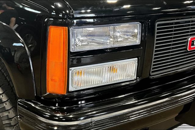 Used 1993 GMC Yukon 4WD 2-Door image 19