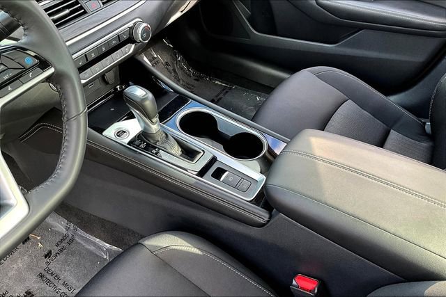 Used 2023 Nissan Altima 2.5 SV w/ SV Premium Package image 13