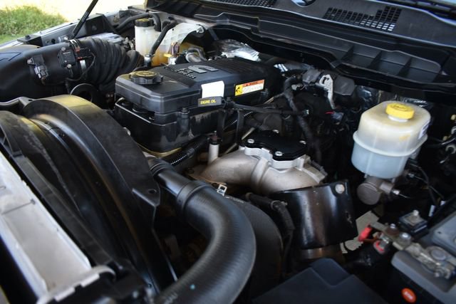 Used 2014 RAM 3500 Tradesman w/ Chrome Appearance Group image 25