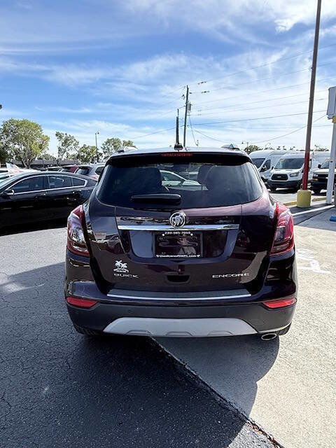 Used 2018 Buick Encore Premium image 5